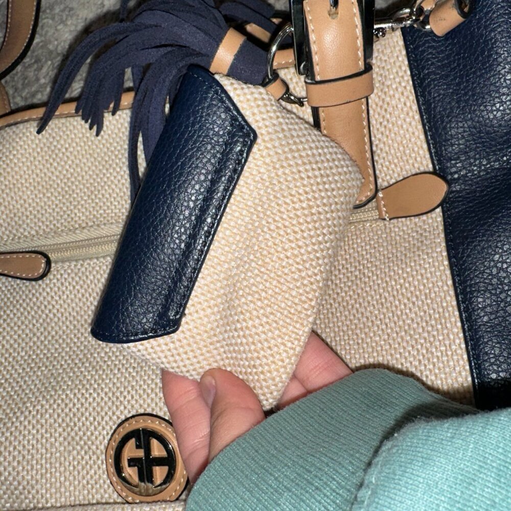Giani Bernini Shoulder Bag EUC Black Brown Tan Colorblock - Picture 8 of 16